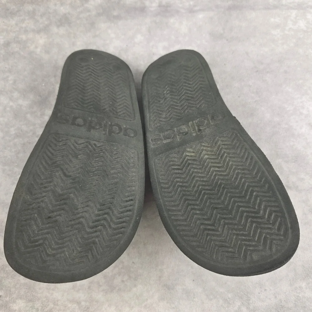 Adidas Adilette Shower Slides Black White Stripes Sandals G27625 Kids Size 1 US
